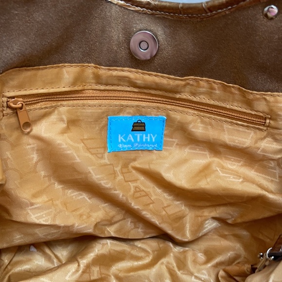 NEW Kathy Van Zeeland Purse. Color is gold/bronze - Picture 7 of 11